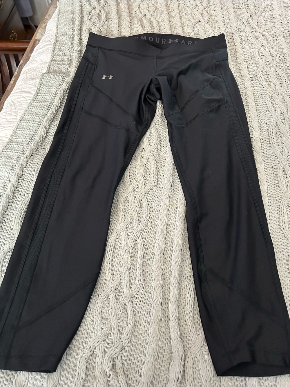Under Armour Black Women's Training Track Pants and Black T Shirt